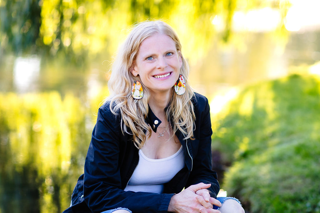 Jessica Braider outside